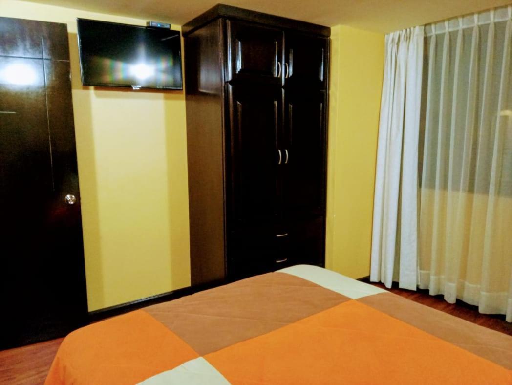 Casa De Huespedes Tu Parada En Cuenca Ngoại thất bức ảnh
