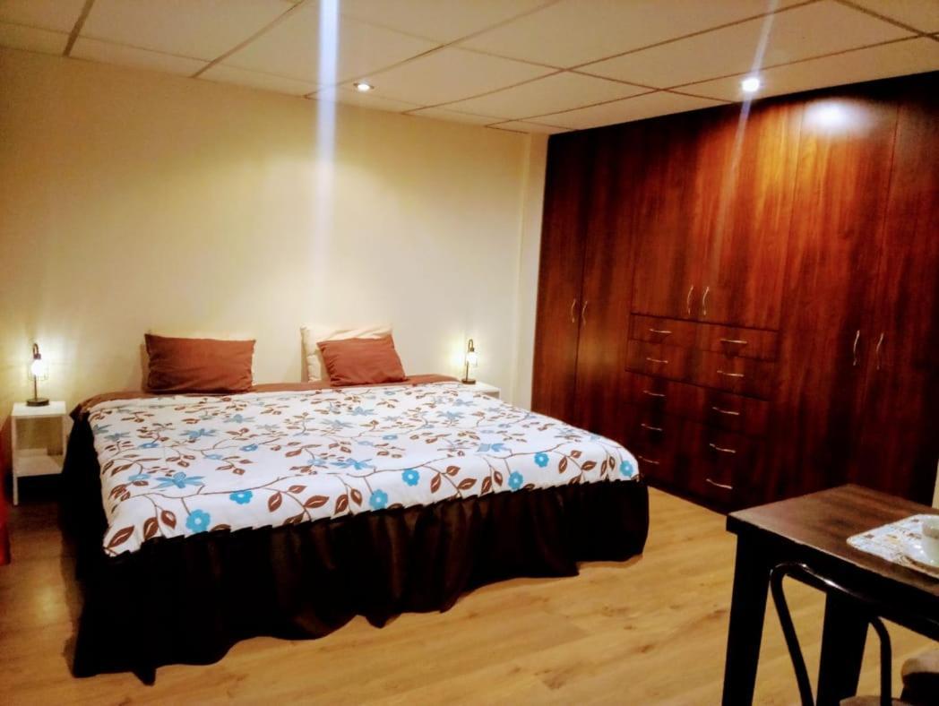 Casa De Huespedes Tu Parada En Cuenca Ngoại thất bức ảnh