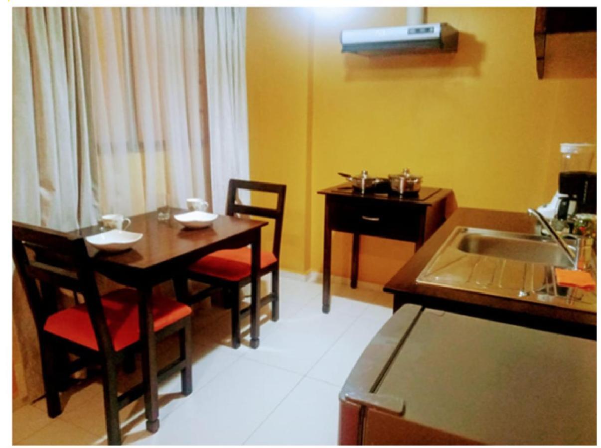 Casa De Huespedes Tu Parada En Cuenca Ngoại thất bức ảnh