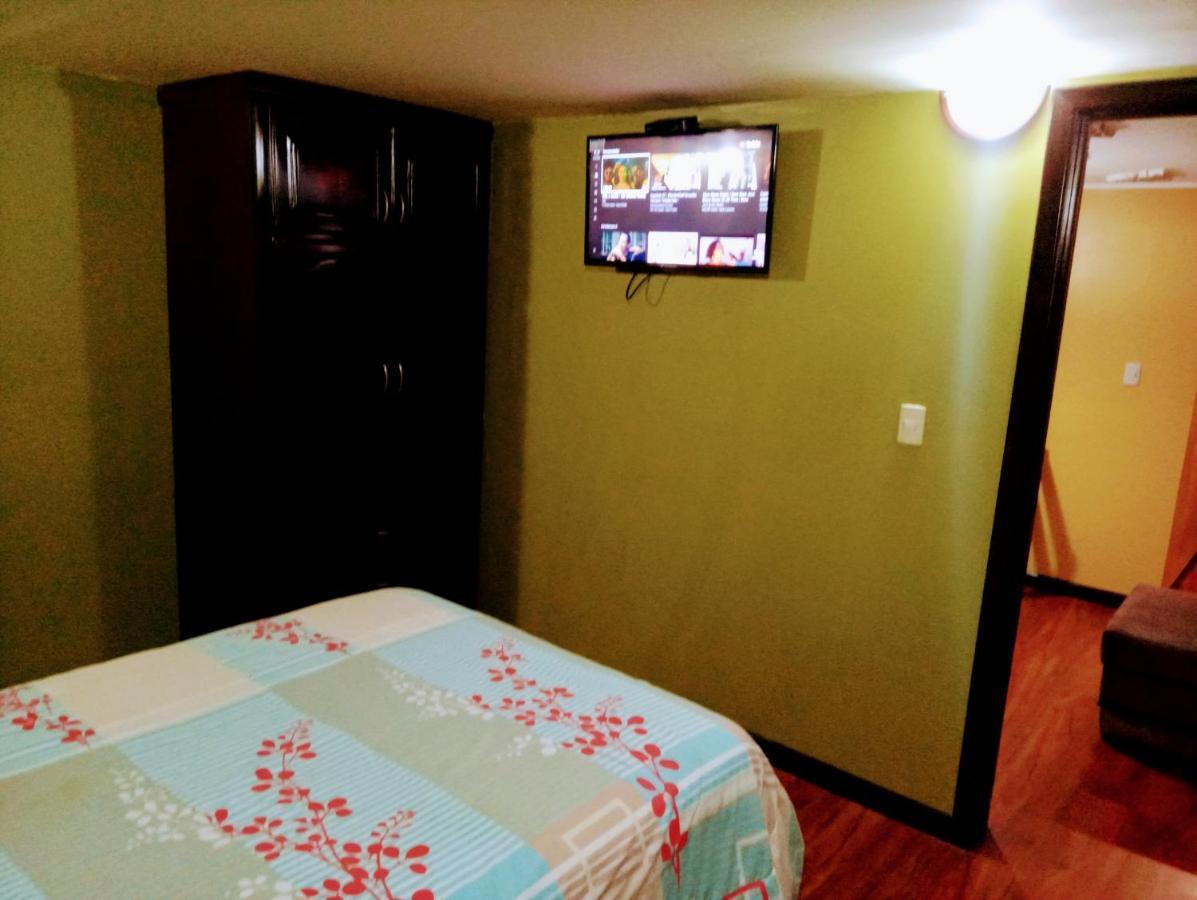 Casa De Huespedes Tu Parada En Cuenca Ngoại thất bức ảnh