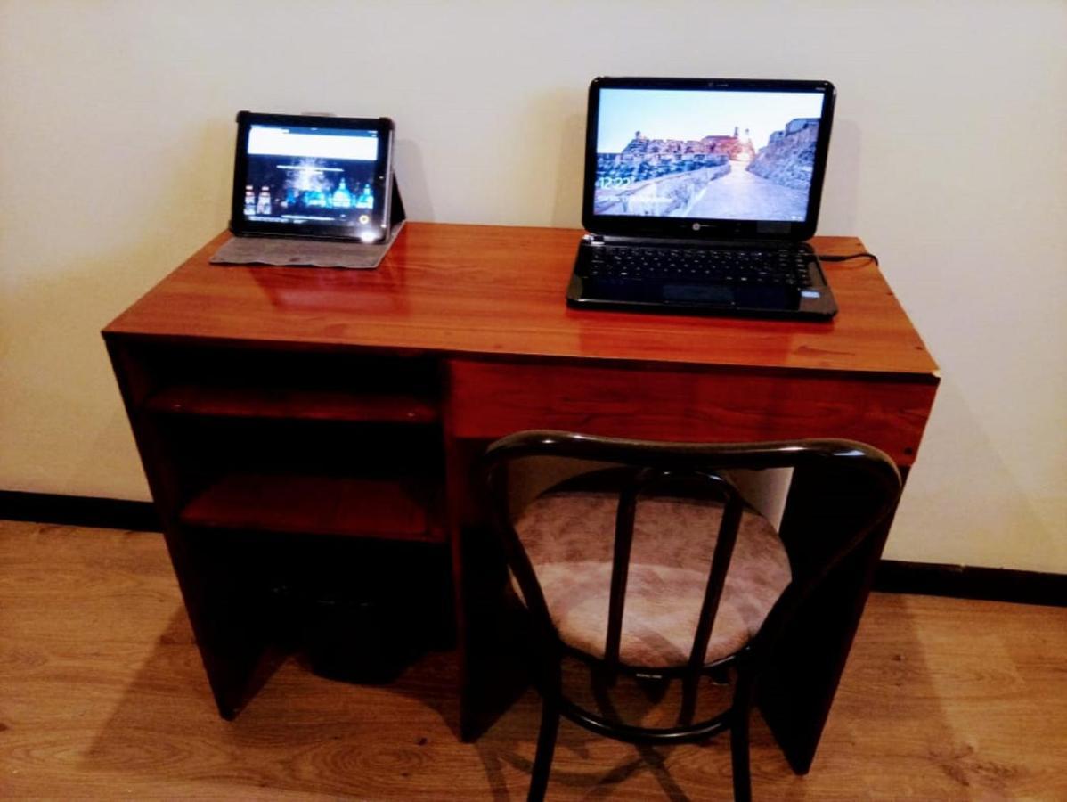 Casa De Huespedes Tu Parada En Cuenca Ngoại thất bức ảnh