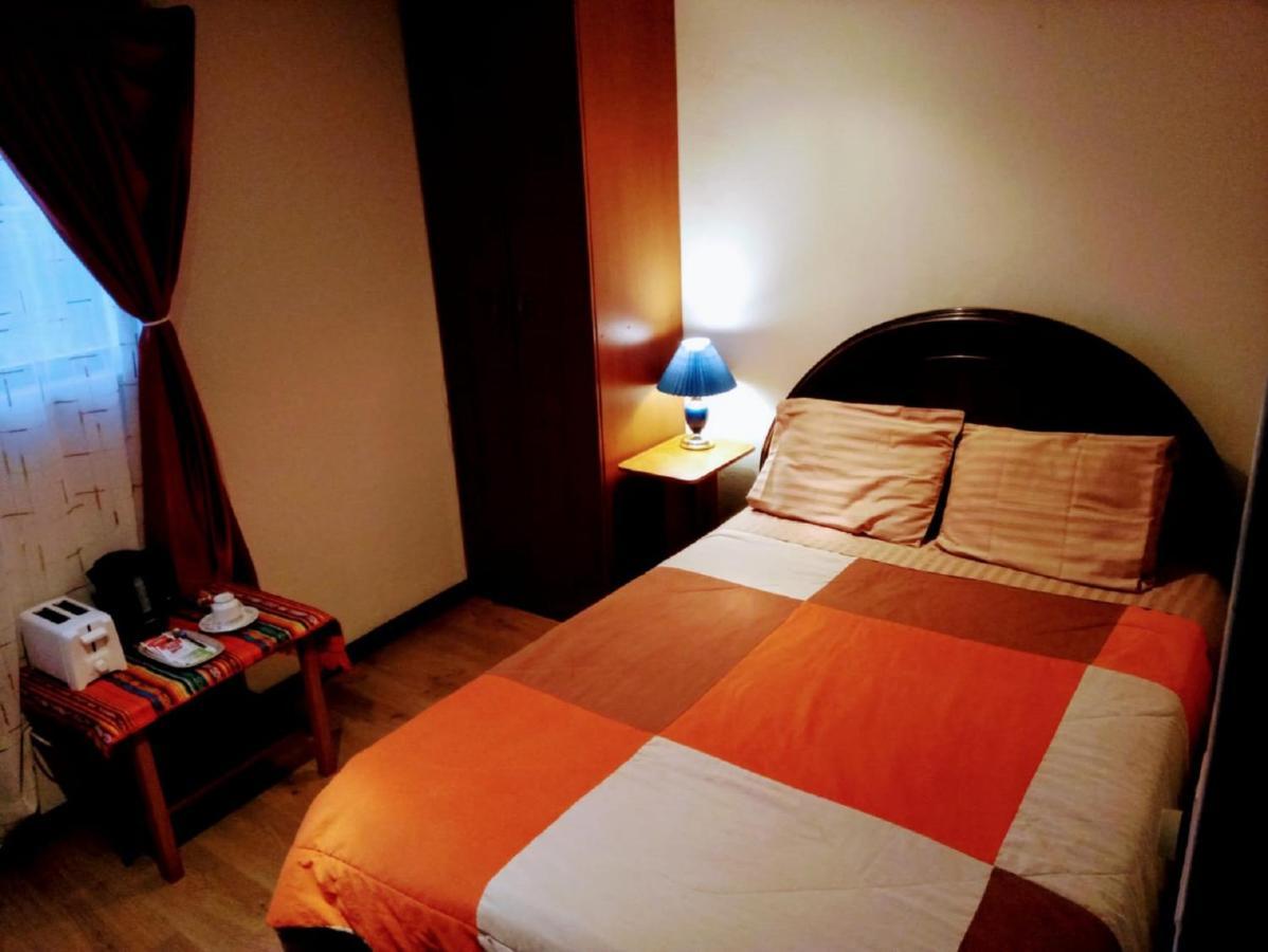 Casa De Huespedes Tu Parada En Cuenca Ngoại thất bức ảnh