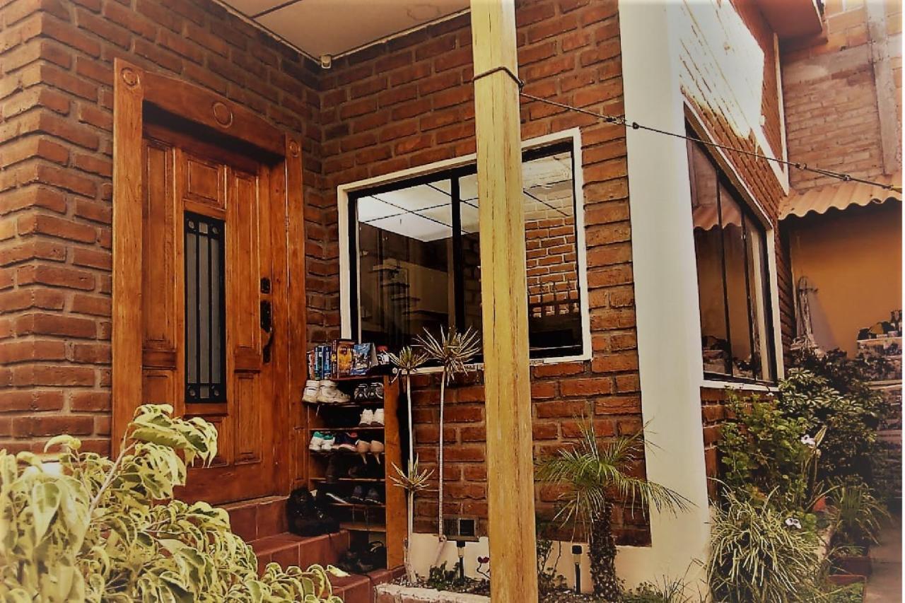 Casa De Huespedes Tu Parada En Cuenca Ngoại thất bức ảnh